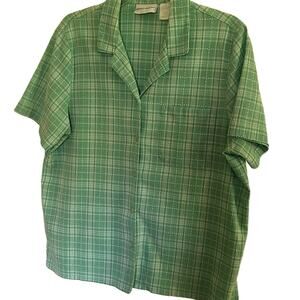 Alfred Dunner women’s size 14 button-down blouse, chest pocket, short sleeves